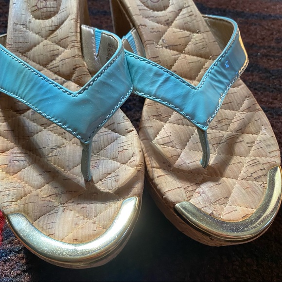 Wedge Sandals - Picture 2 of 3